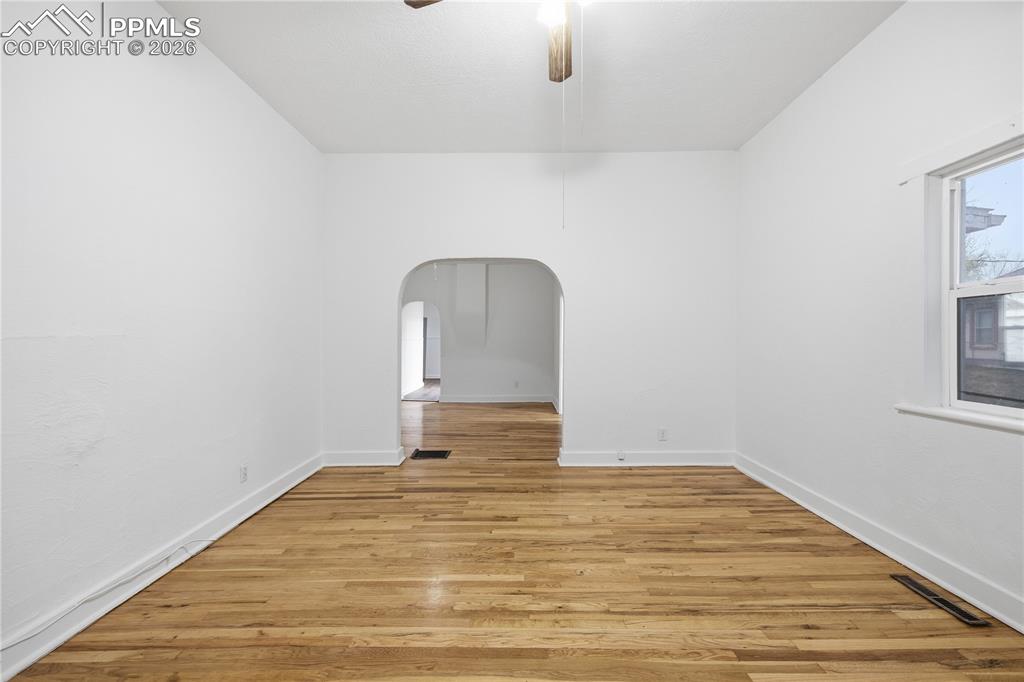 Image 17 of 33: No Description Available