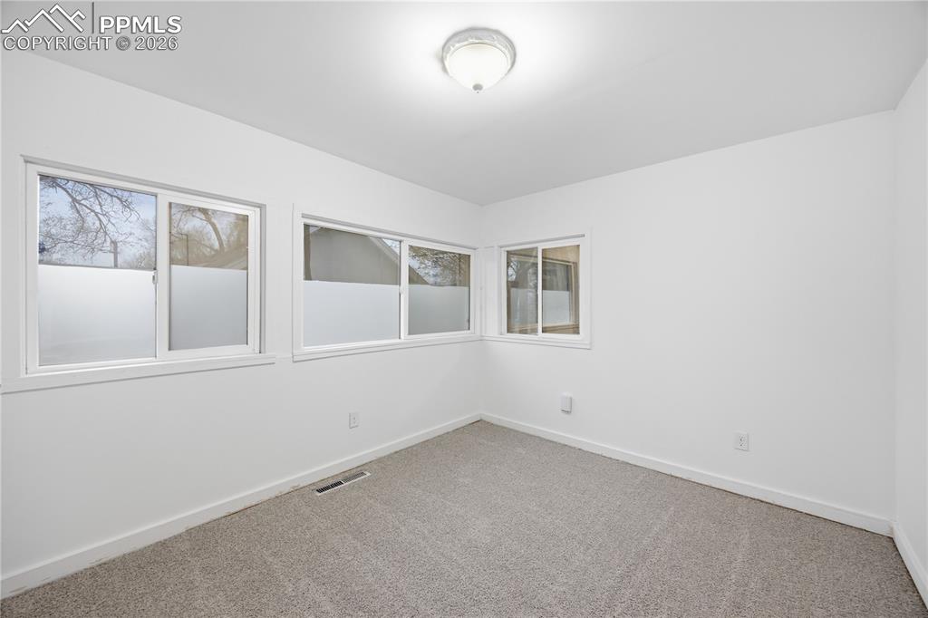 Image 25 of 33: No Description Available