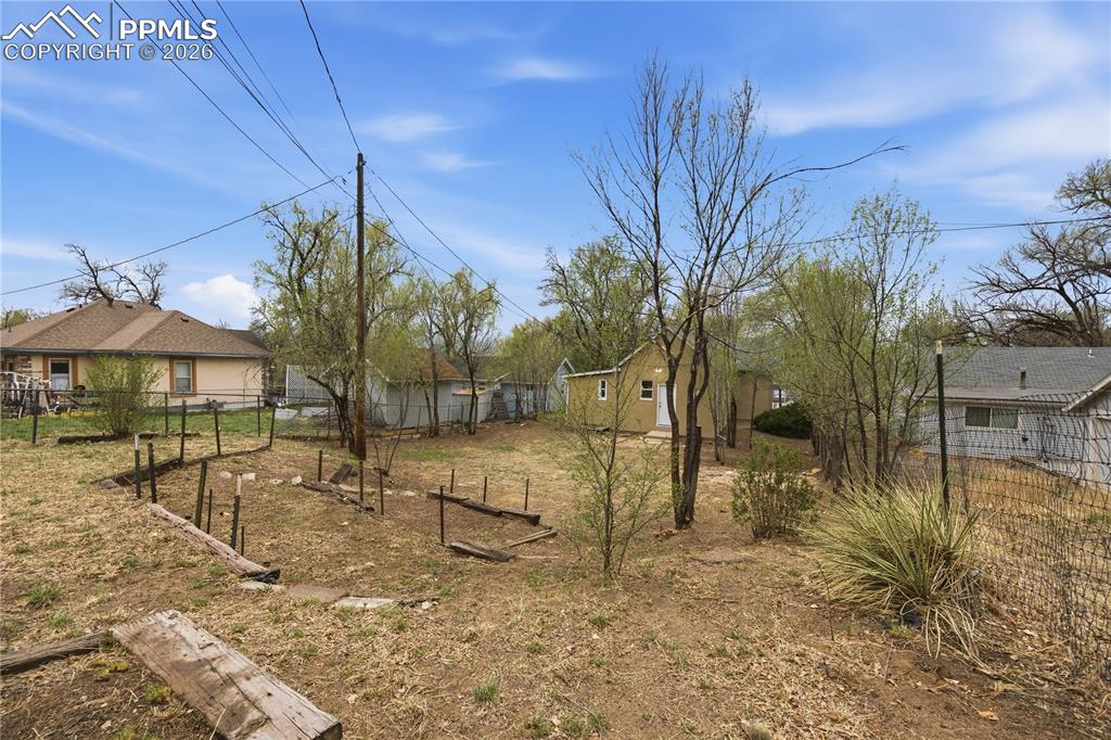 Image 33 of 33: No Description Available