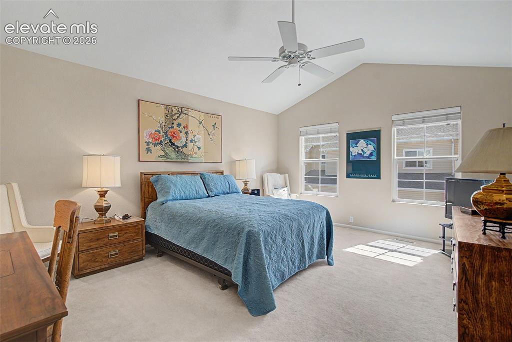 Image 15 of 35: Bedroom