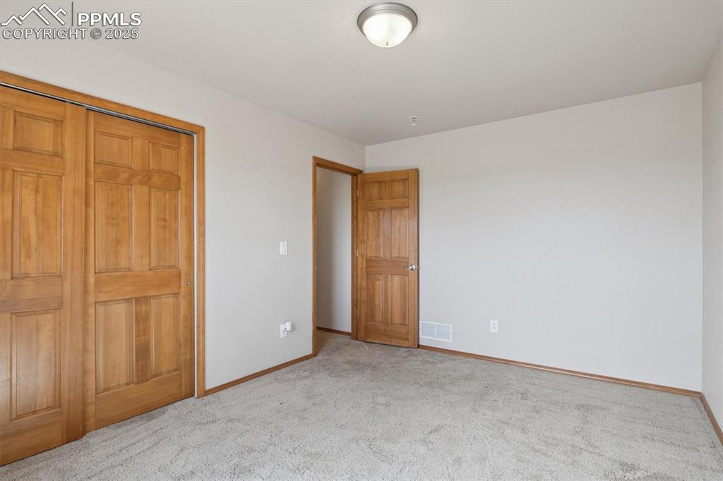 Image 31 of 42: Bedroom 3 