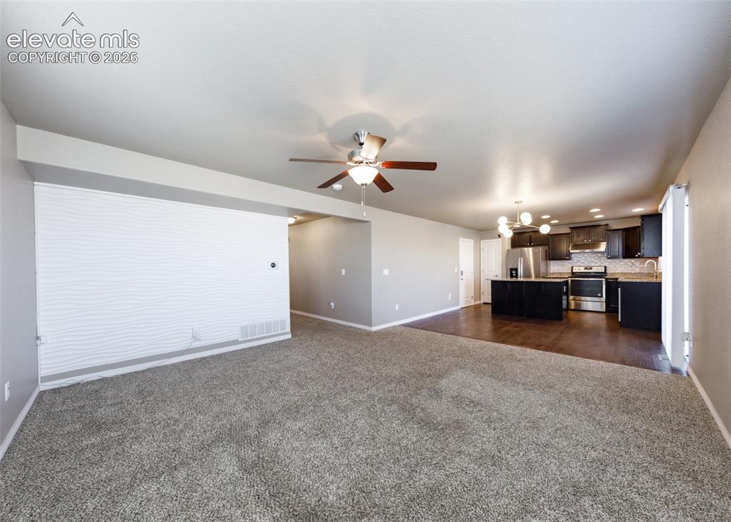 Image 16 of 32: Living Room