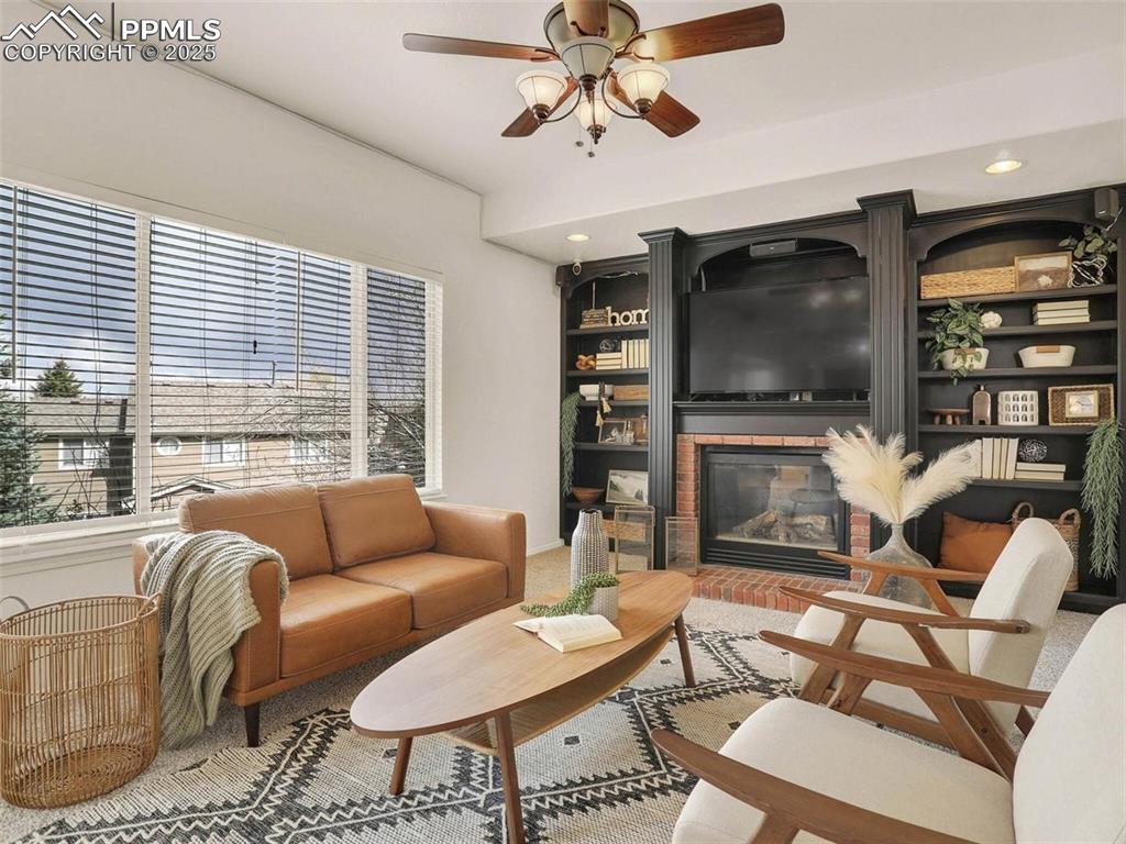 Image 3 of 34: Living Room