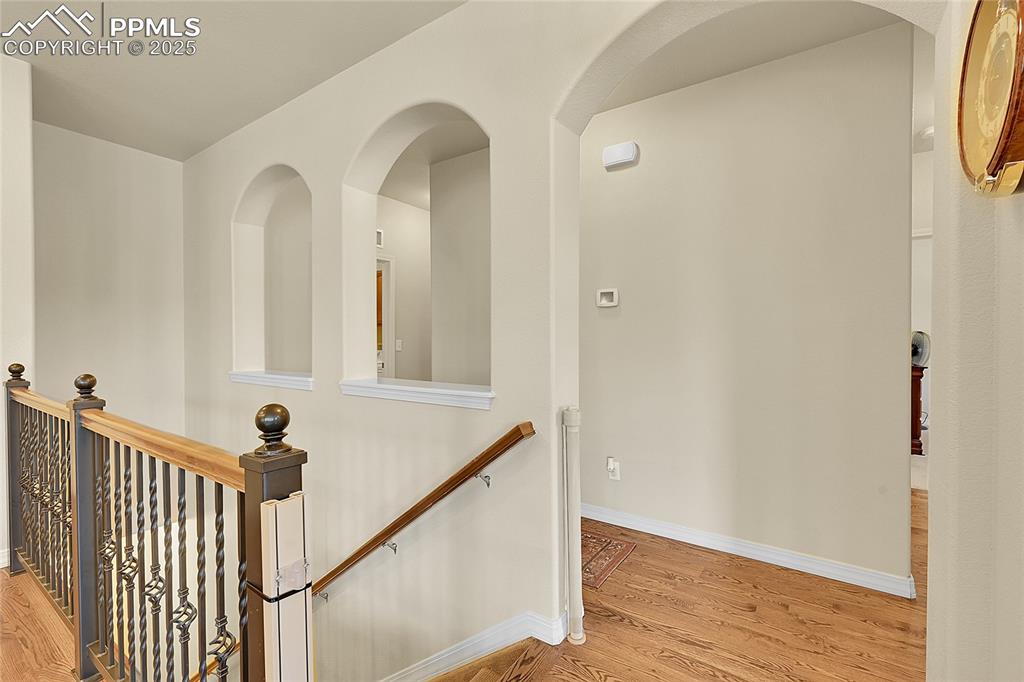 Image 18 of 29: architectural design features