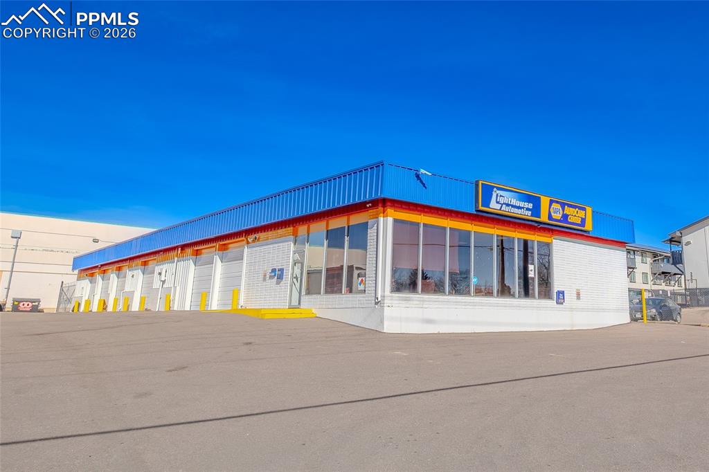 Image 2 of 9: Front of Structure