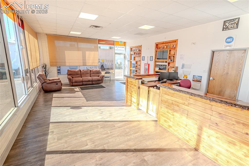 Image 4 of 9: Reception