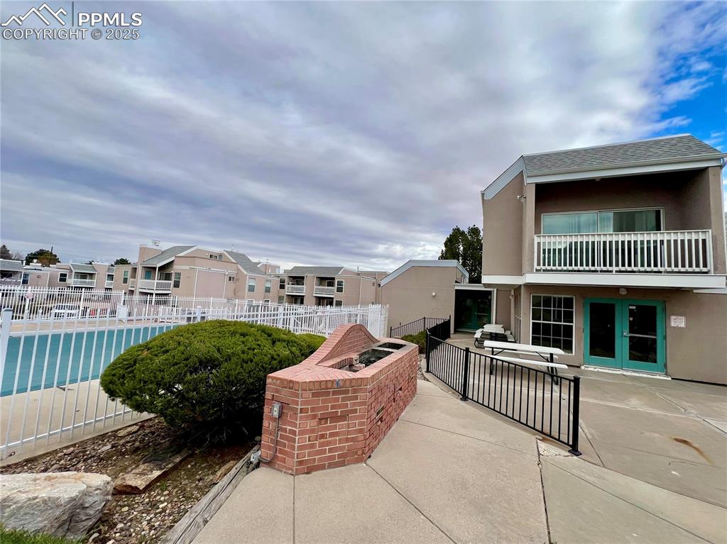 Image 21 of 24: Club House