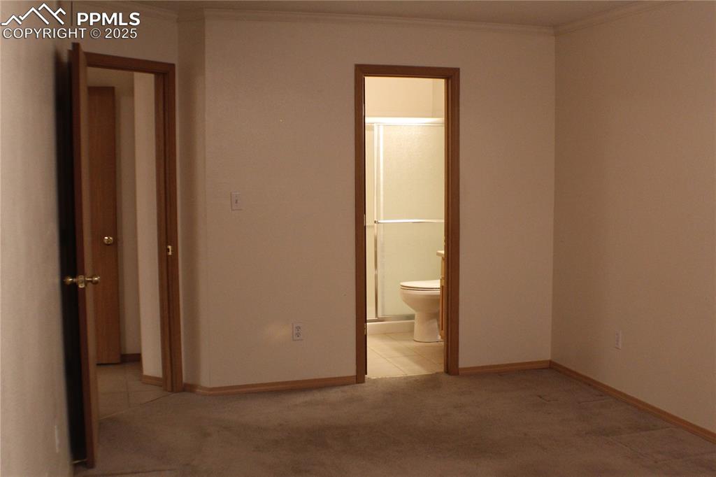 Image 7 of 23: Bedroom