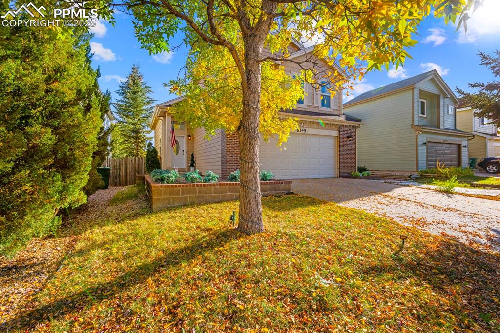 Image 2 of 30: Front of Structure