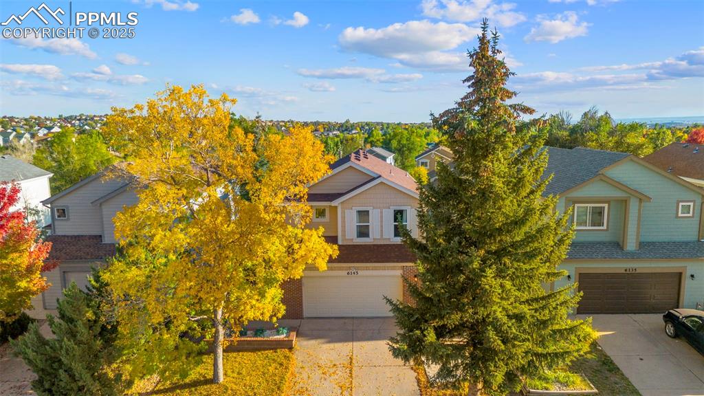 Image 24 of 30: Front of Structure