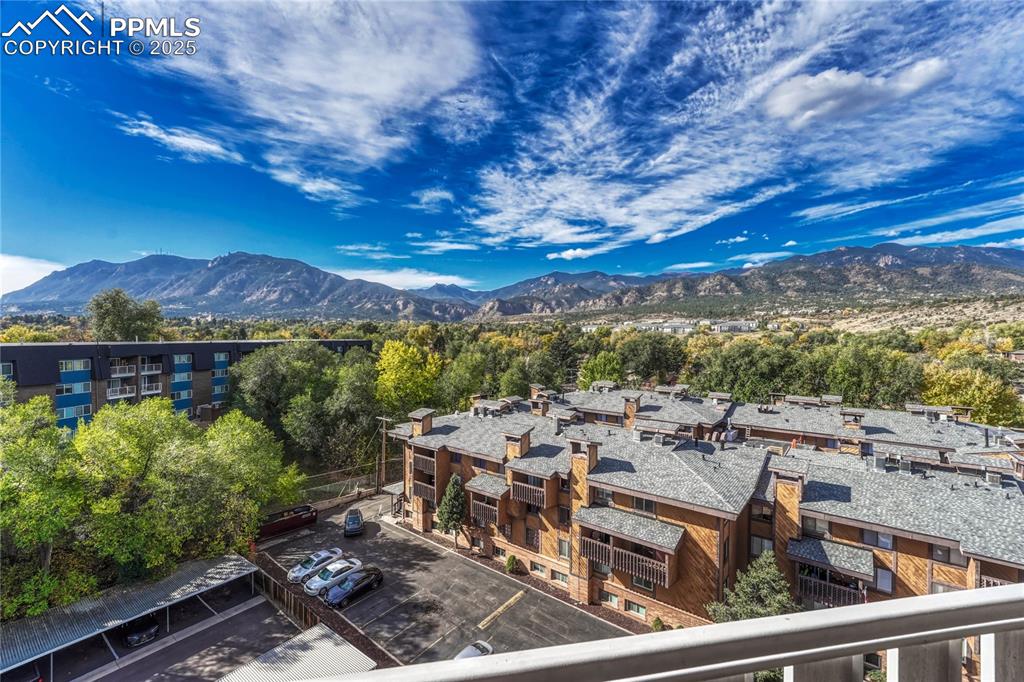 Image 35 of 50: View