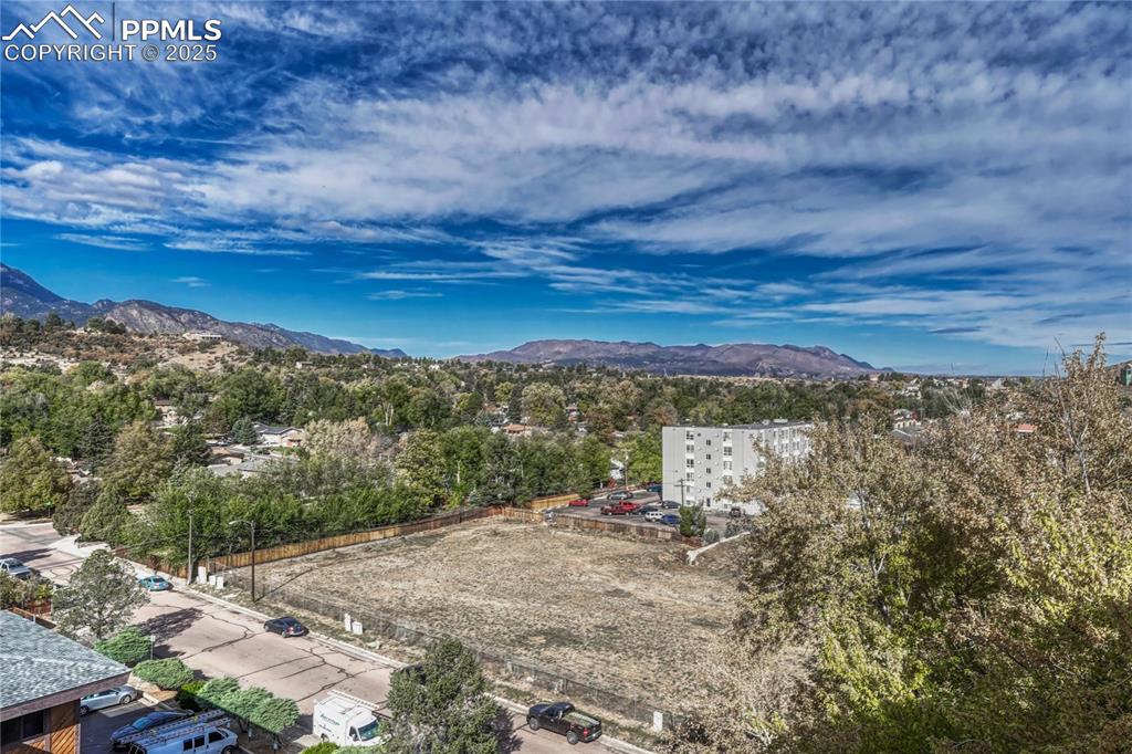 Image 36 of 50: View