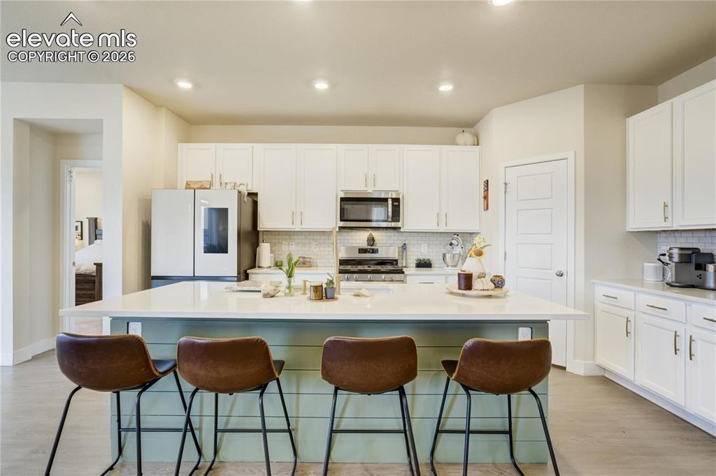 Image 8 of 45: Kitchen