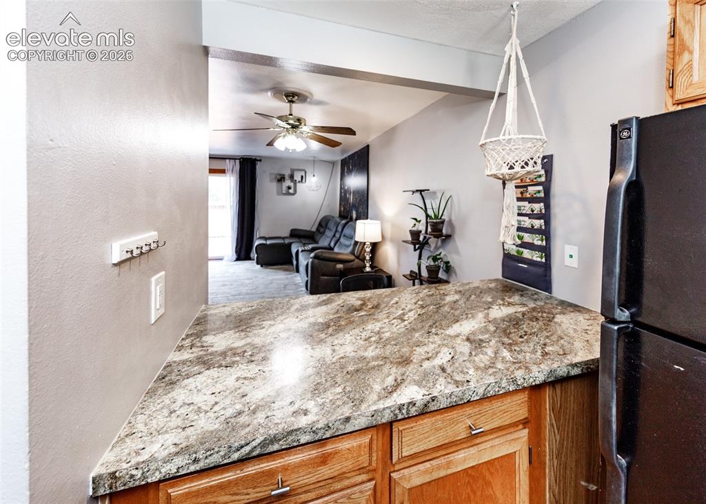 Image 12 of 36: Kitchen