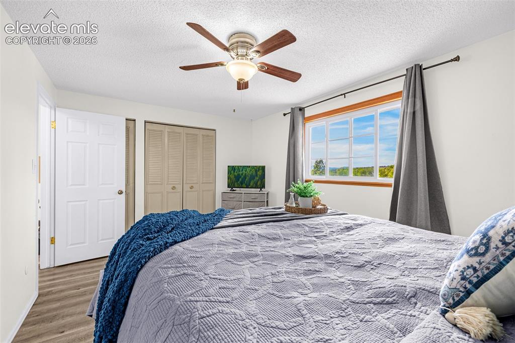 Image 11 of 33: Bedroom