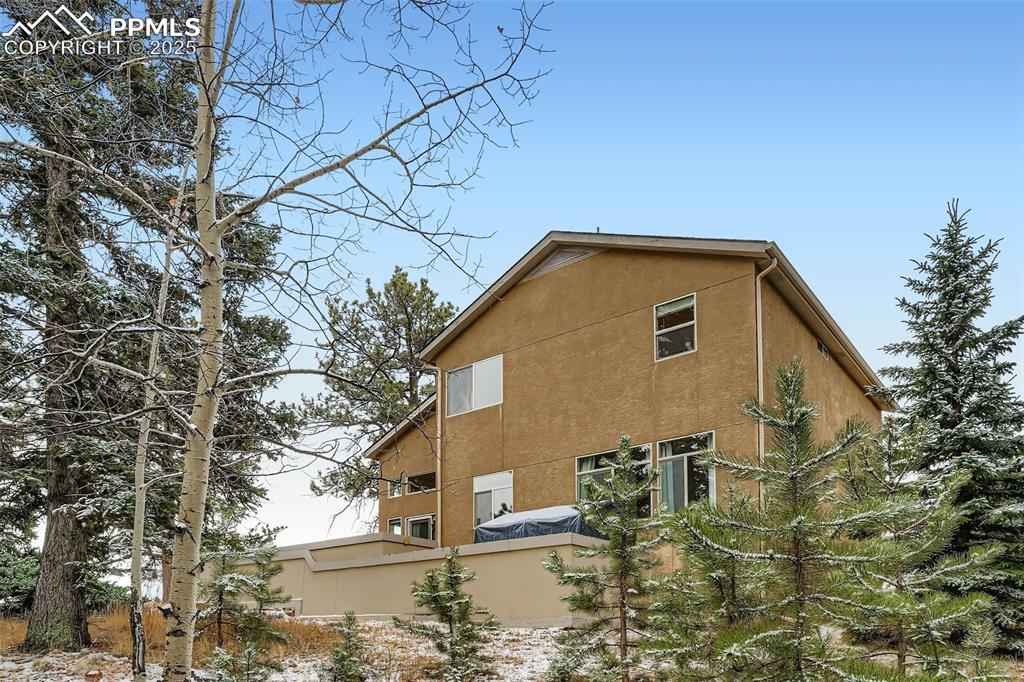 Image 23 of 35: Side of Structure