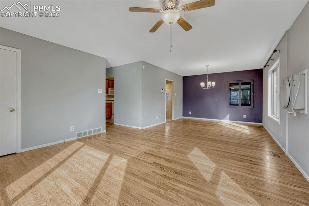 Image 10 of 33: Living Room