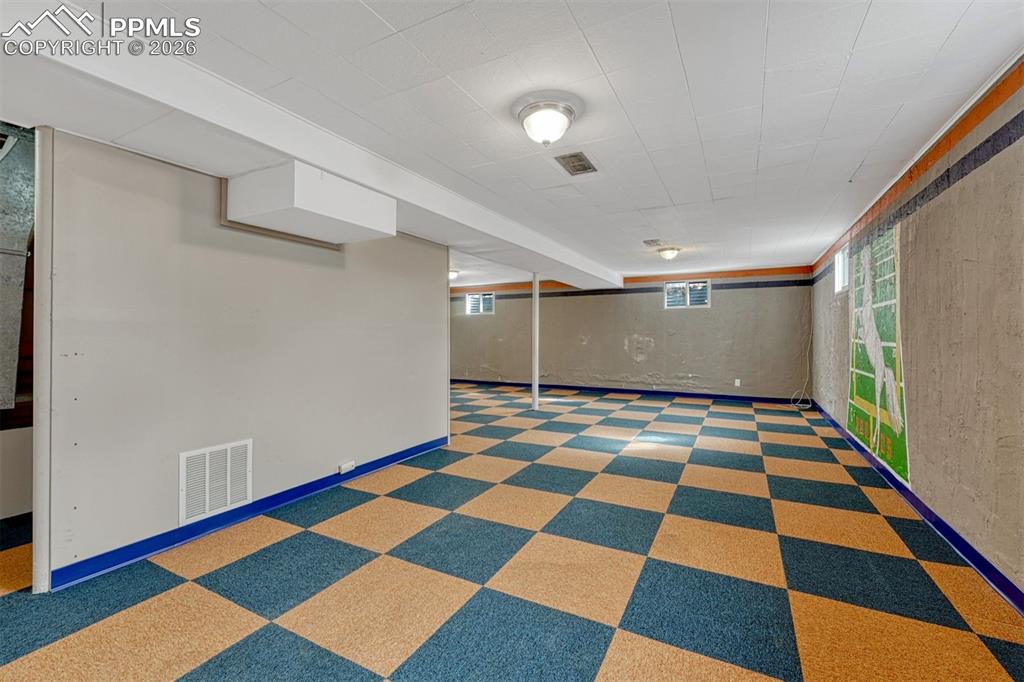 Image 27 of 33: Basement