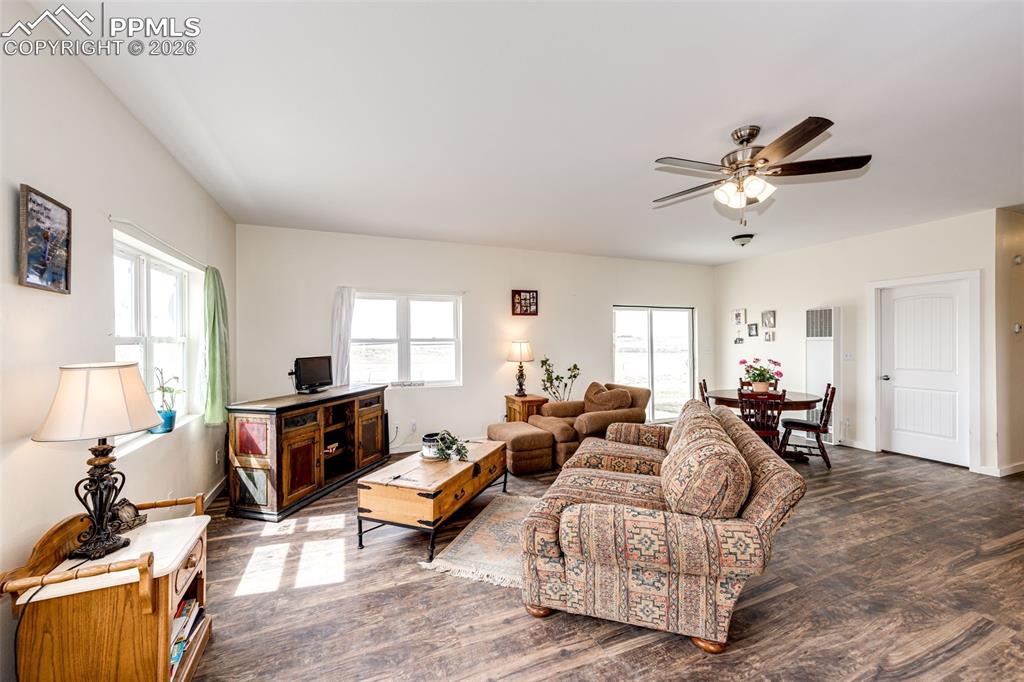 Image 35 of 37: Living Room