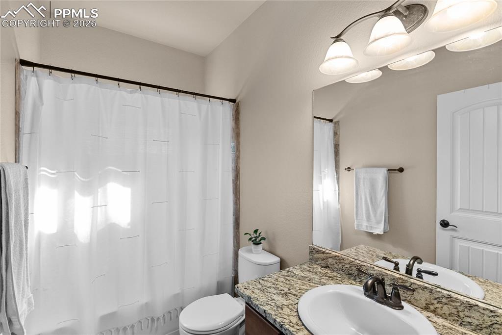 Image 24 of 41: 2nd bedroom.