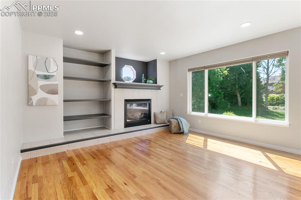 Image 19 of 48: Family Room