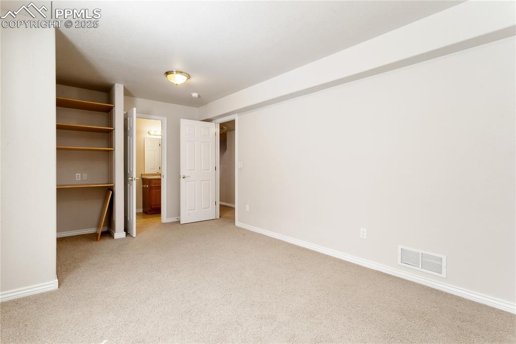 Image 42 of 48: 5th bedroom in basement 
