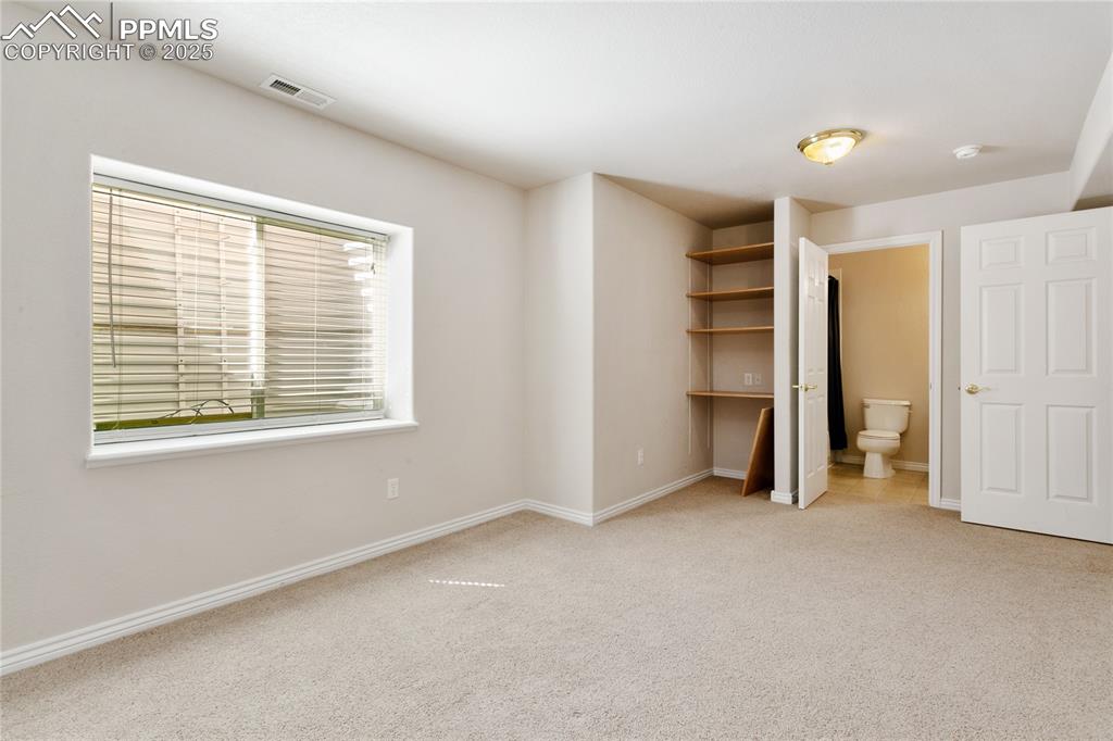 Image 43 of 48: Bedroom