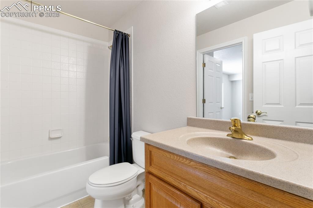 Image 45 of 48: Basement semi en suite bathroom with public access