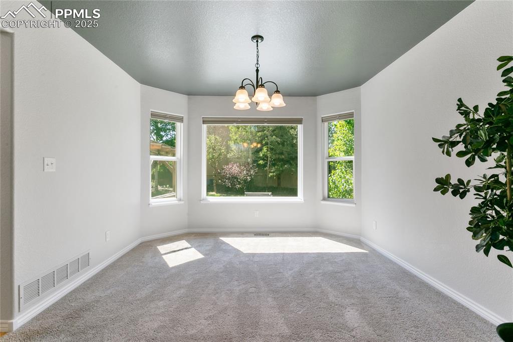 Image 8 of 48: Dining Room