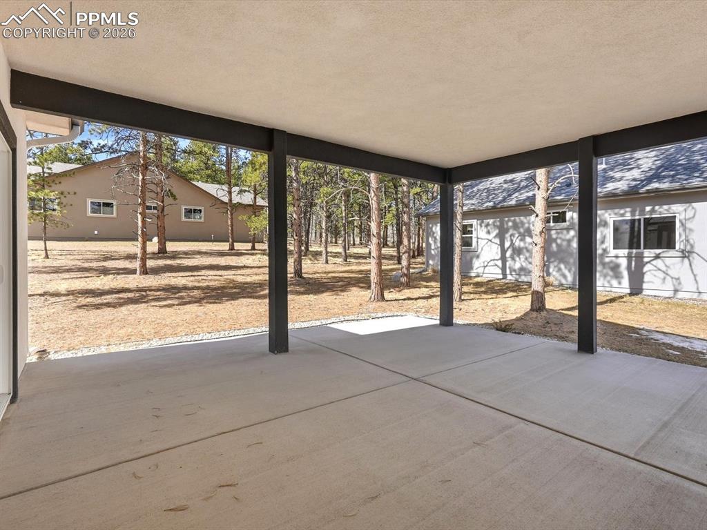 Image 41 of 47: Patio