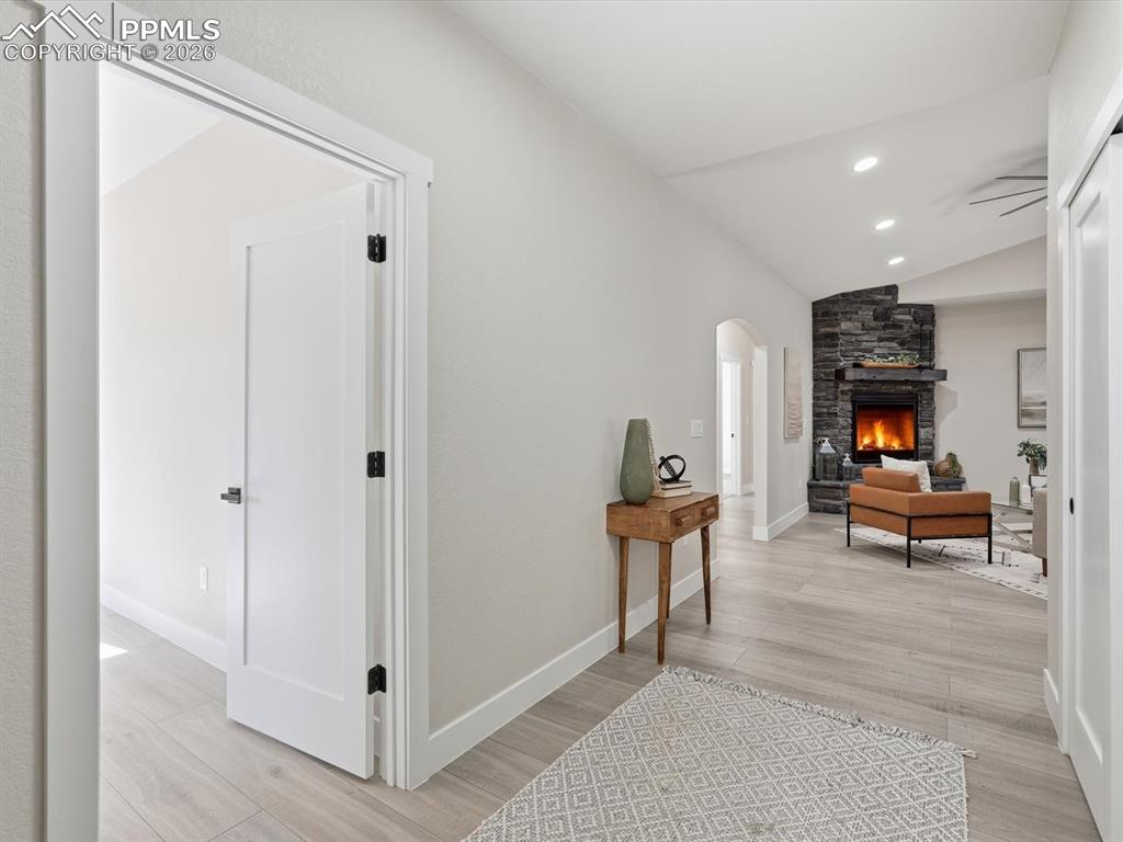 Image 5 of 47: Entry