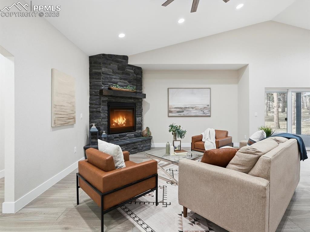 Image 7 of 47: Living Room