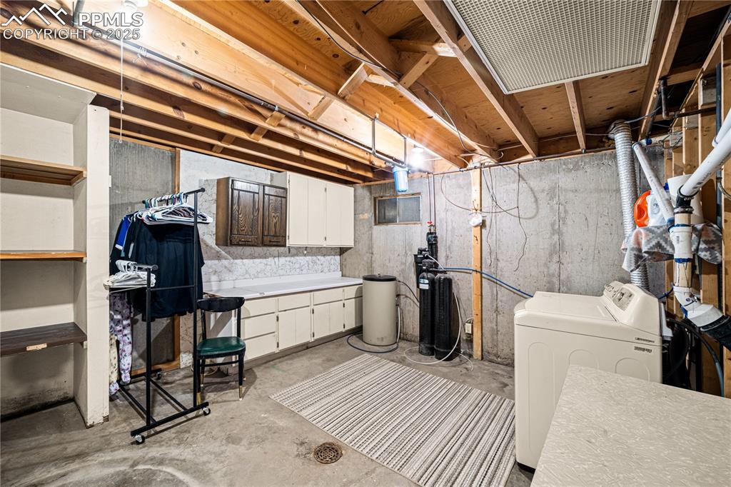 Image 21 of 31: Basement