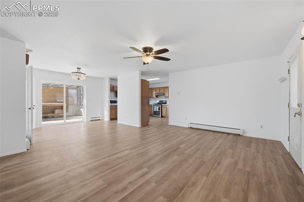 Image 7 of 34: Living Room