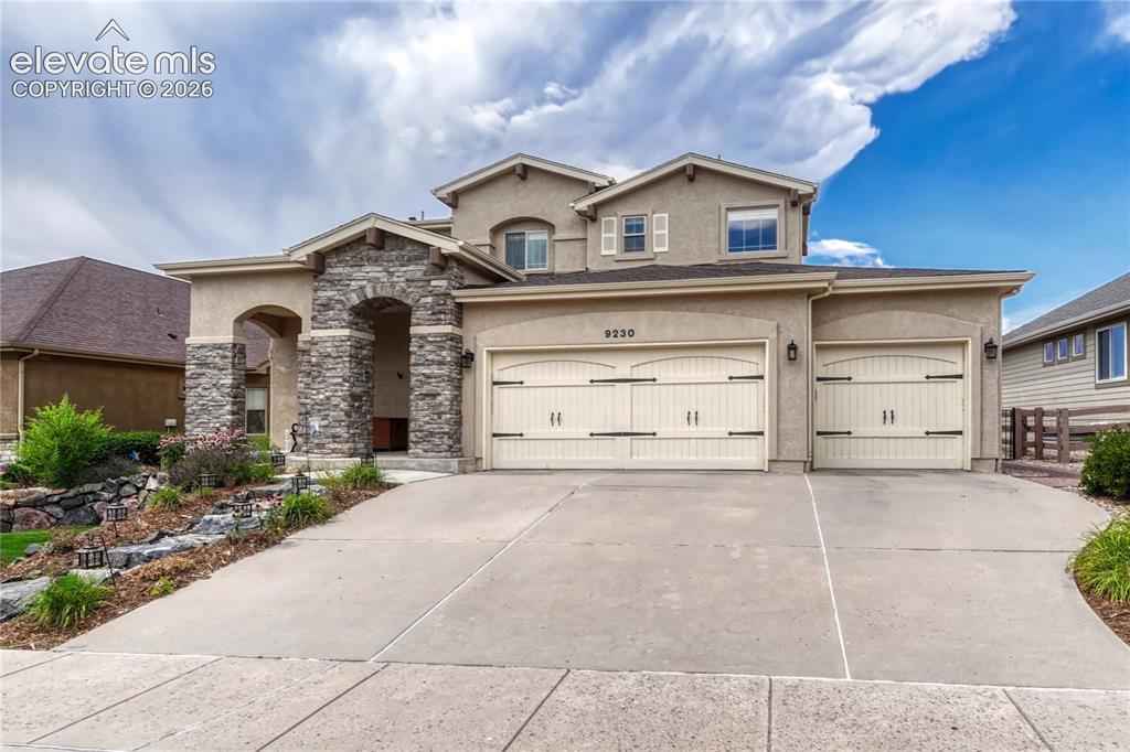 Image 3 of 50: Front of Structure