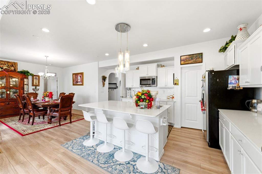 Image 9 of 35: Kitchen