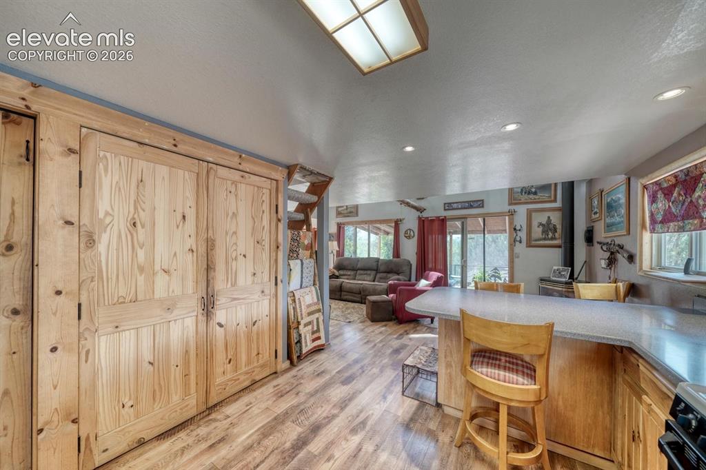 Image 12 of 44: Kitchen