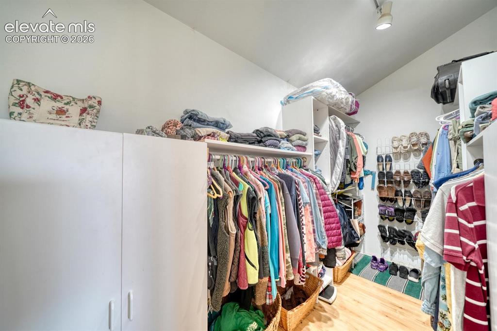 Image 15 of 44: Closet