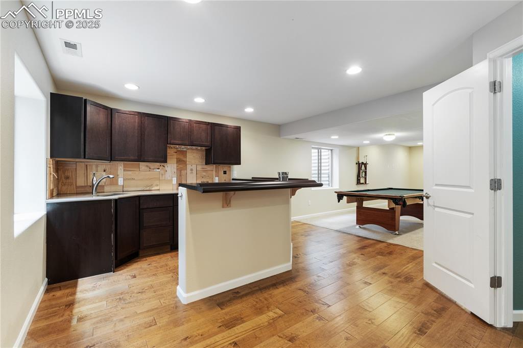 Image 29 of 50: Kitchen