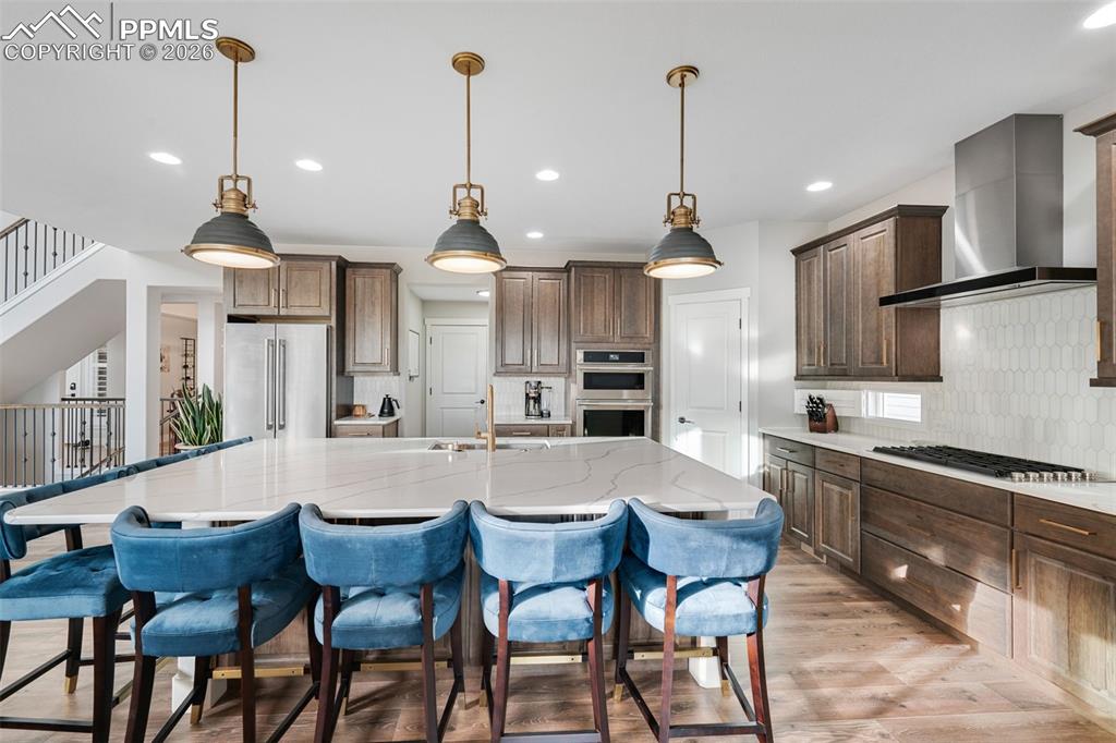 Image 15 of 50: Kitchen