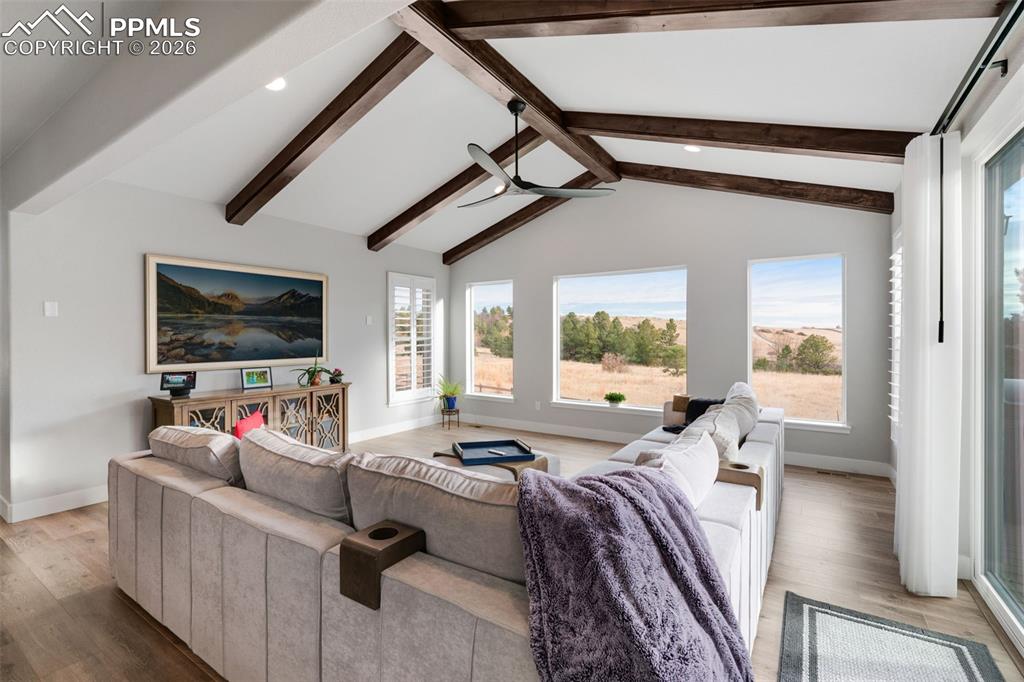 Image 17 of 50: Family Room