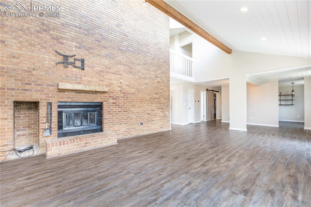 Image 9 of 38: Living Room