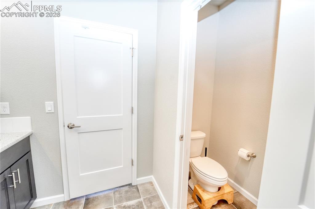 Image 14 of 26: Bathroom