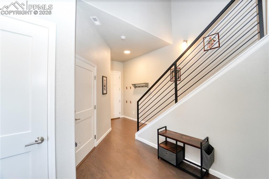 Image 2 of 26: Entry