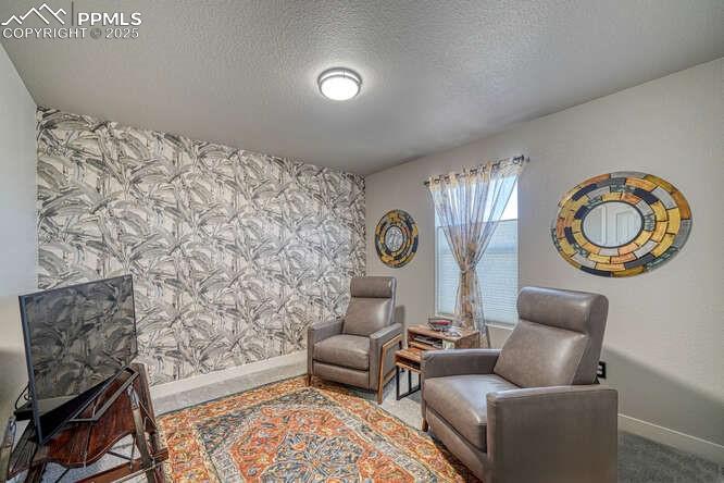 Image 22 of 42: Bedroom