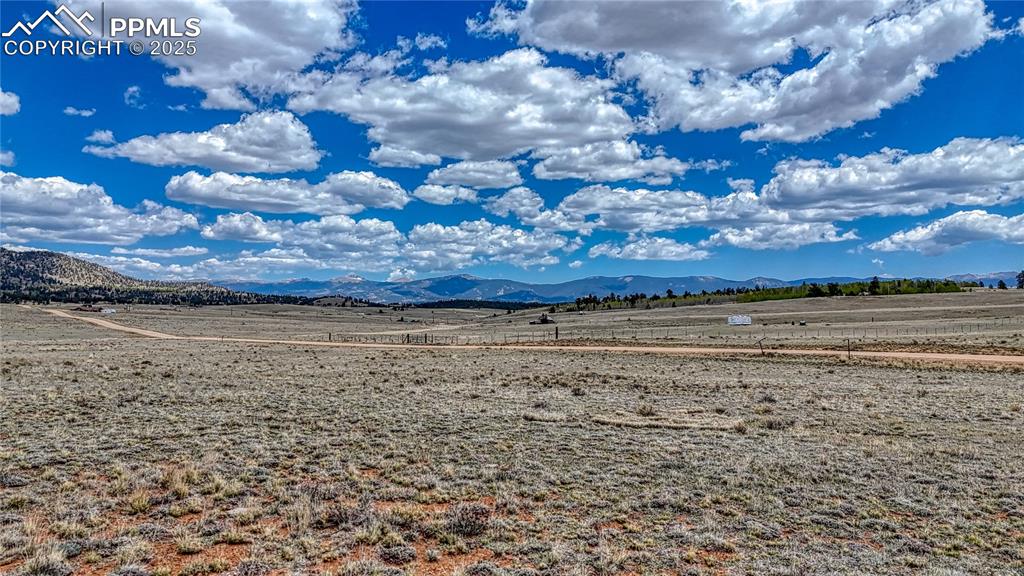 Image 18 of 20: View