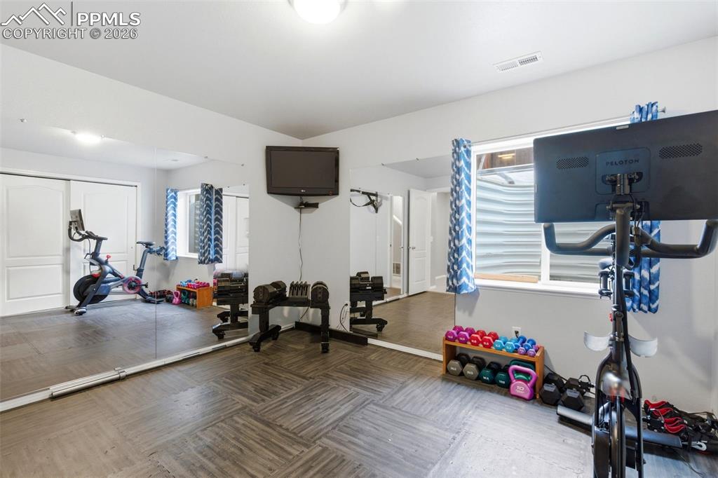 Image 35 of 50: Exercise Room