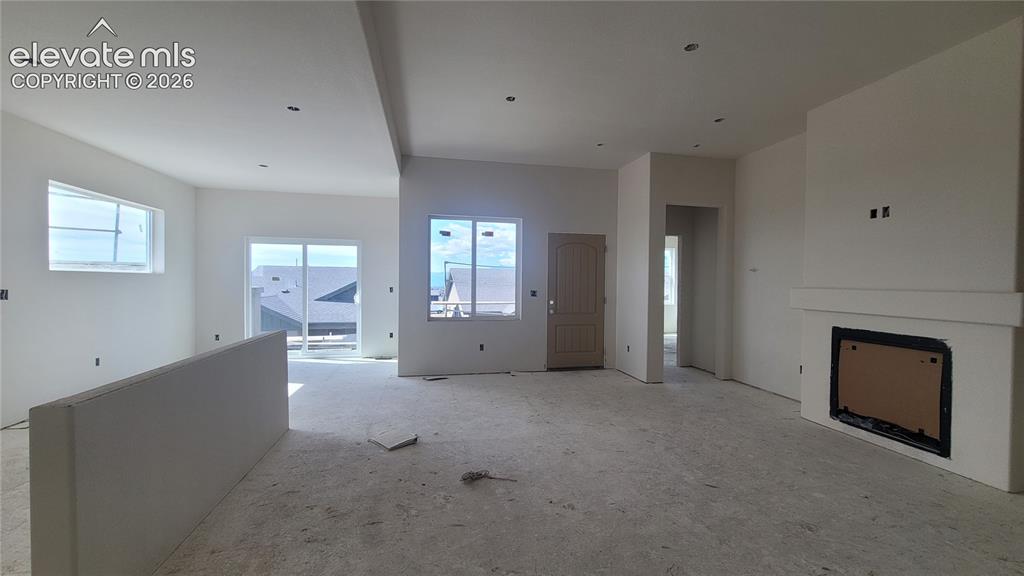 Image 7 of 44: Living Room