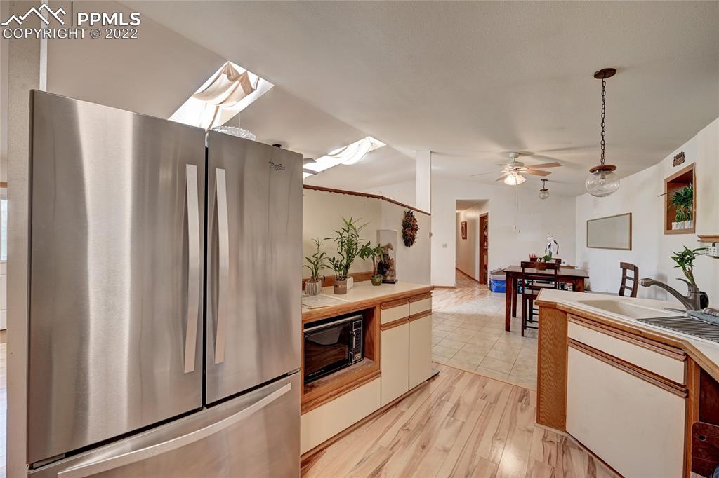 Listing 3649446, Image 12 of 26