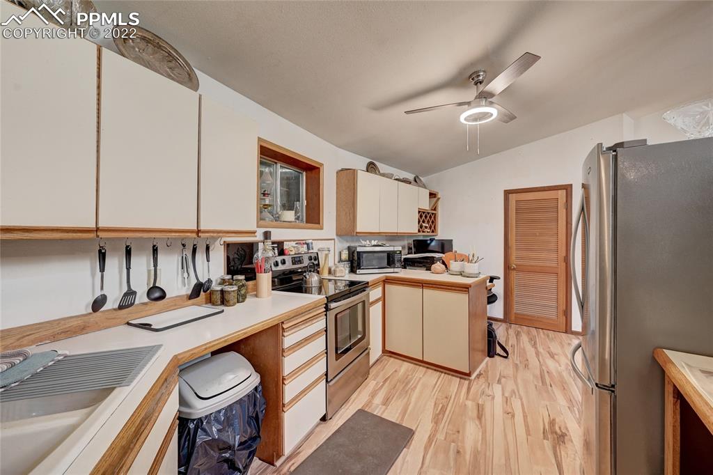 Listing 3649446, Image 13 of 26